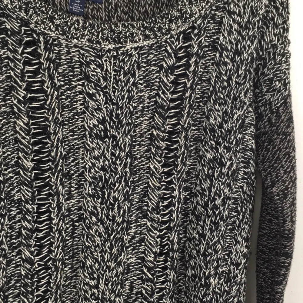 AEO Black and White Oversized Sweater - Image 3