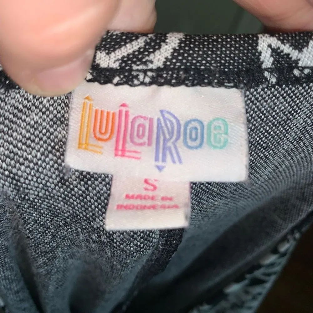 Lularoe black & white abstract stars high low S Carly swing dress - Image 3