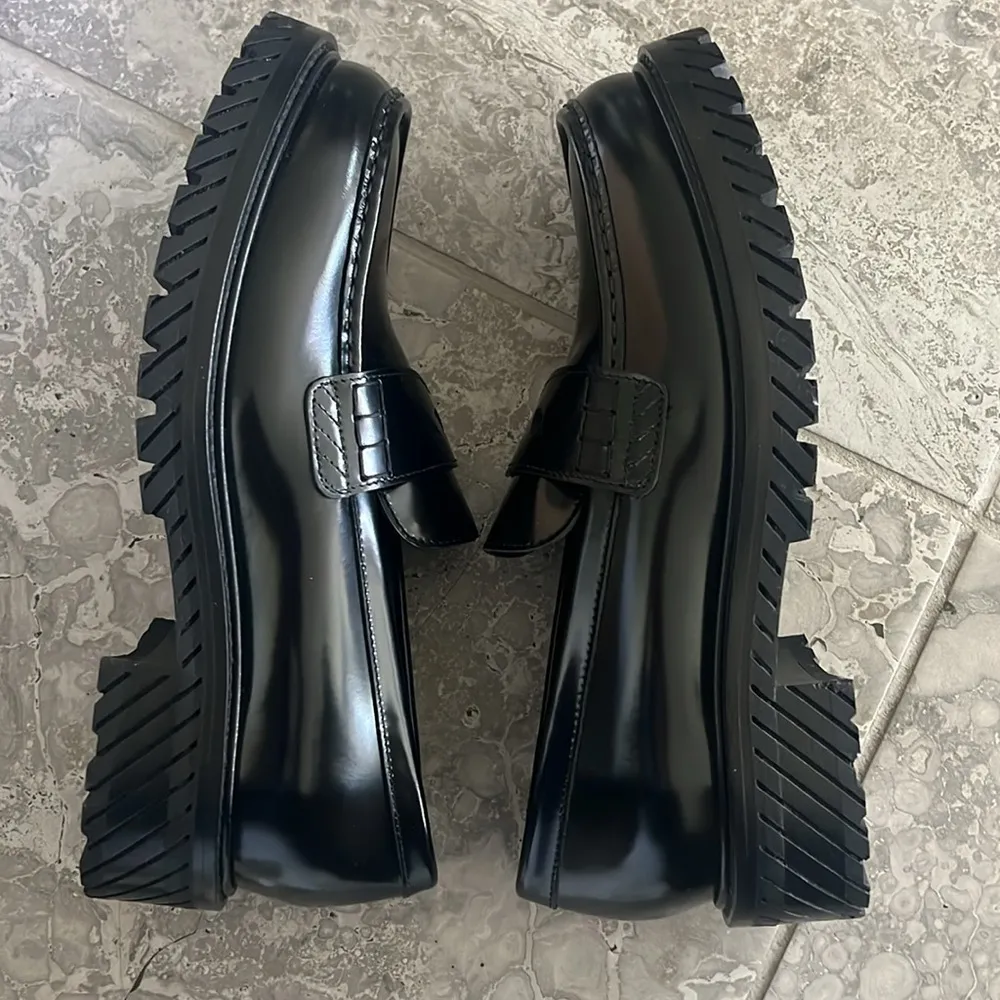 Off-White Diag-Stripe Black Leather Loafers, Size 41 NEW in Box +DustBag $1,055 - Image 7