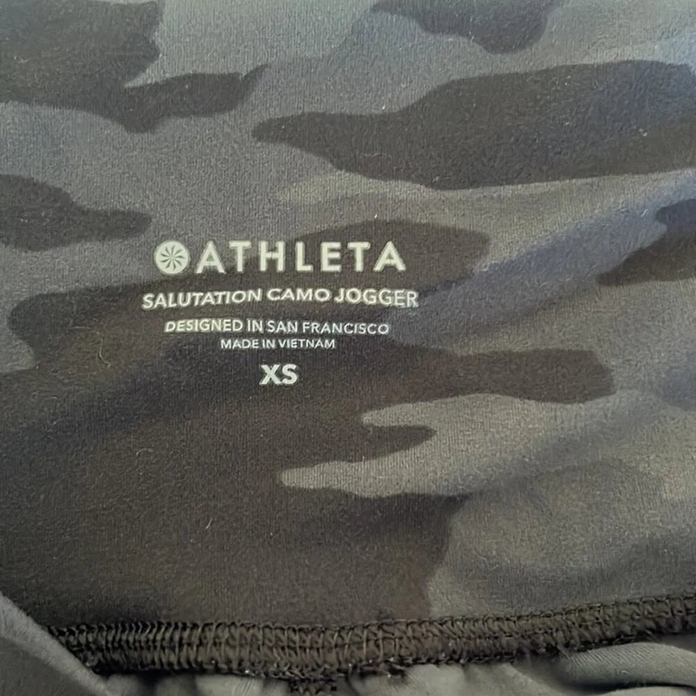Athleta Salutation Camo Joggers.  Size XS - Image 6
