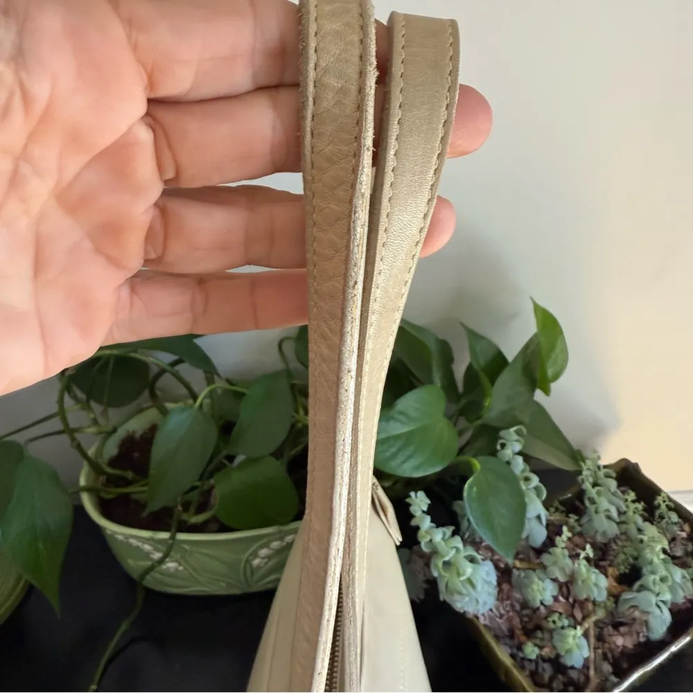 COACH Vintage Tribeca Shoulder Bag in Bone Leather - Image 6