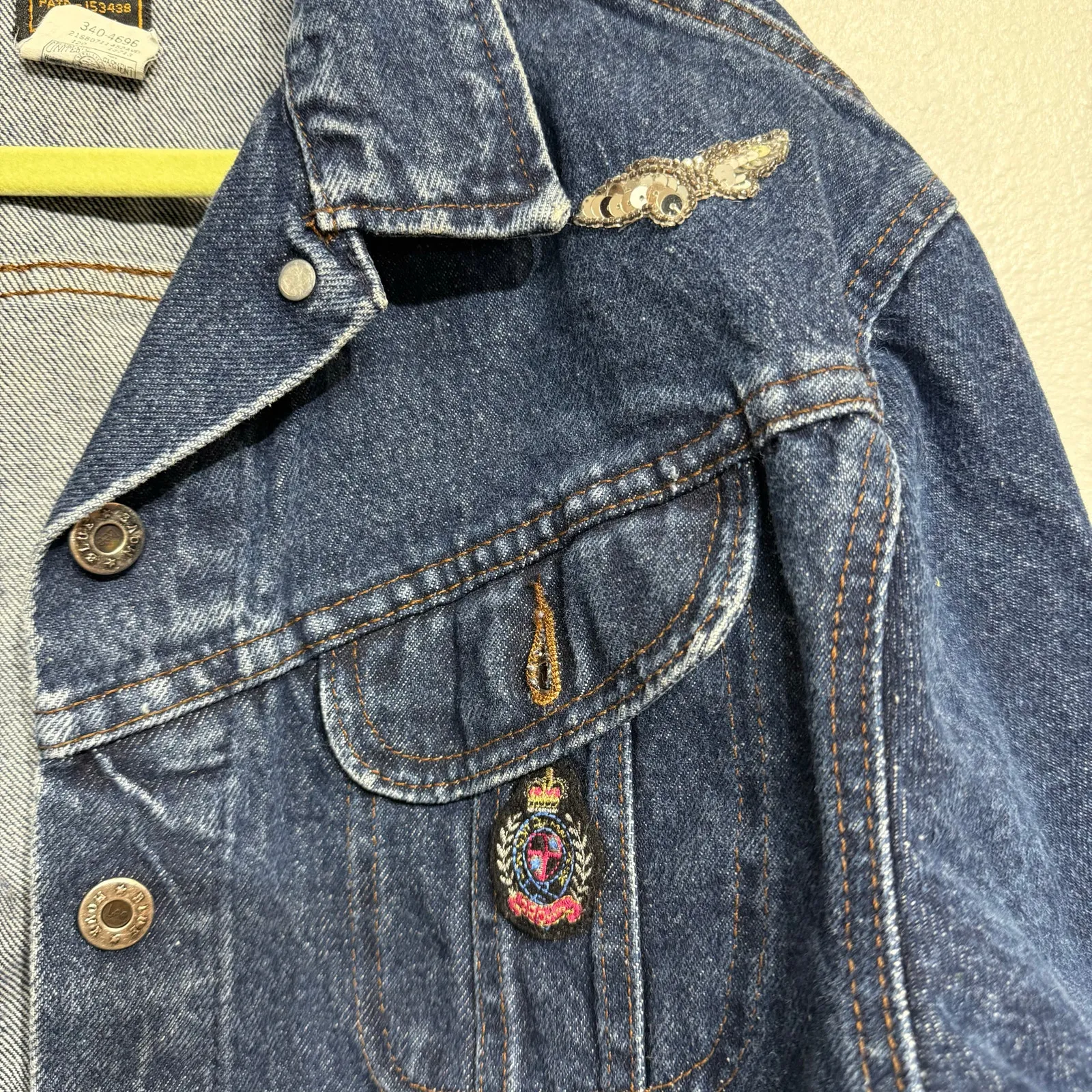 Lee Blue Denim I Heart Texas  Patch Vintage Jean Jacket Sz L - Image 3