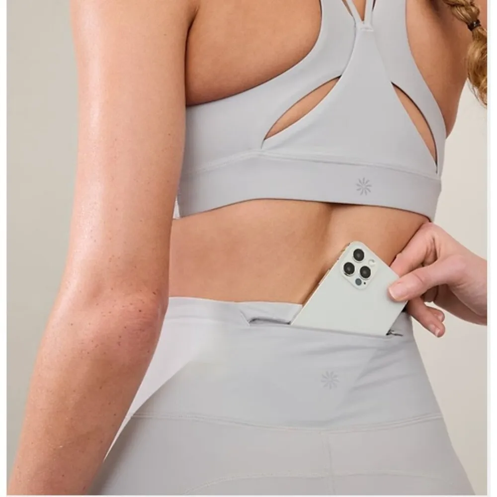 Athleta M Pacesetter Ultra High Rise 7/8 Legging  Medium Quartz - Image 4