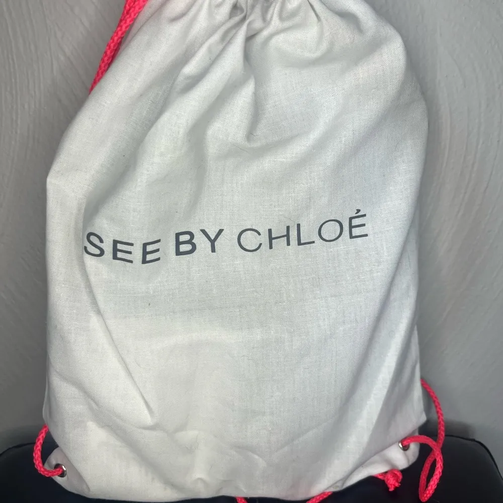 See By Chloe Olive Green Bow Sandal size 6.5 - Image 3