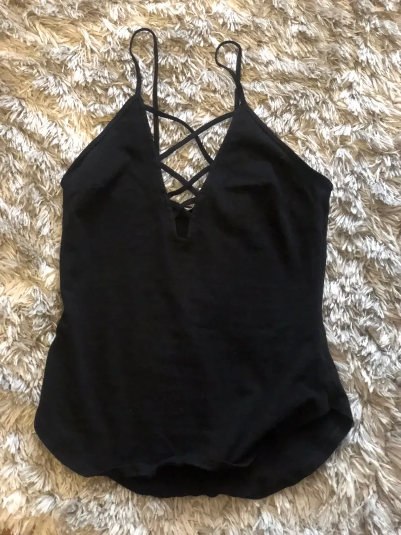 EXPRESS Black Tank Top - Image 3