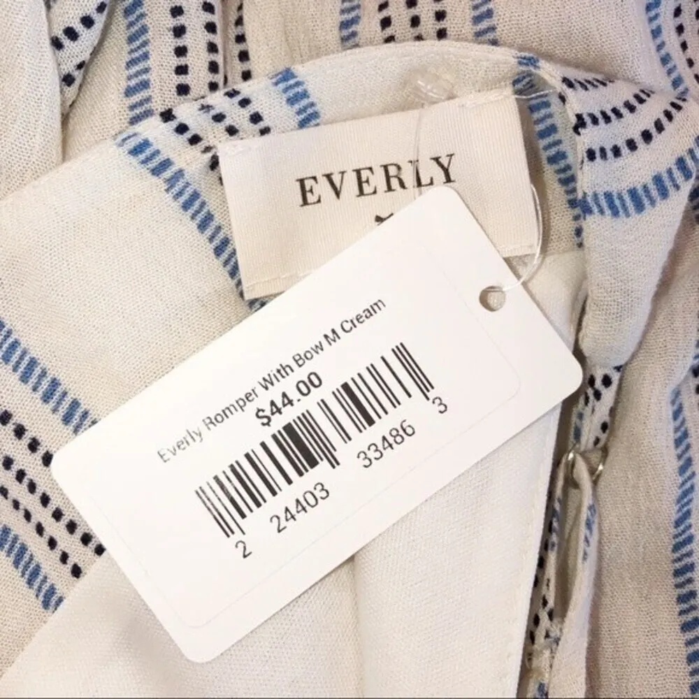 EVERLY NWT medium cream ruffle bow detail romper - Image 3