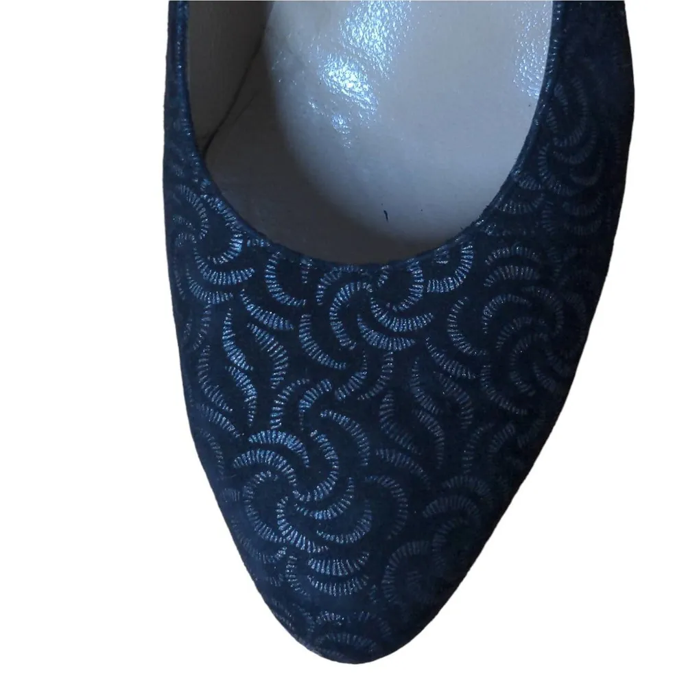 Salvatore Ferragamo Womens Classic Pump Heel Black Leather Abstract Slip On 6.5B - Image 2