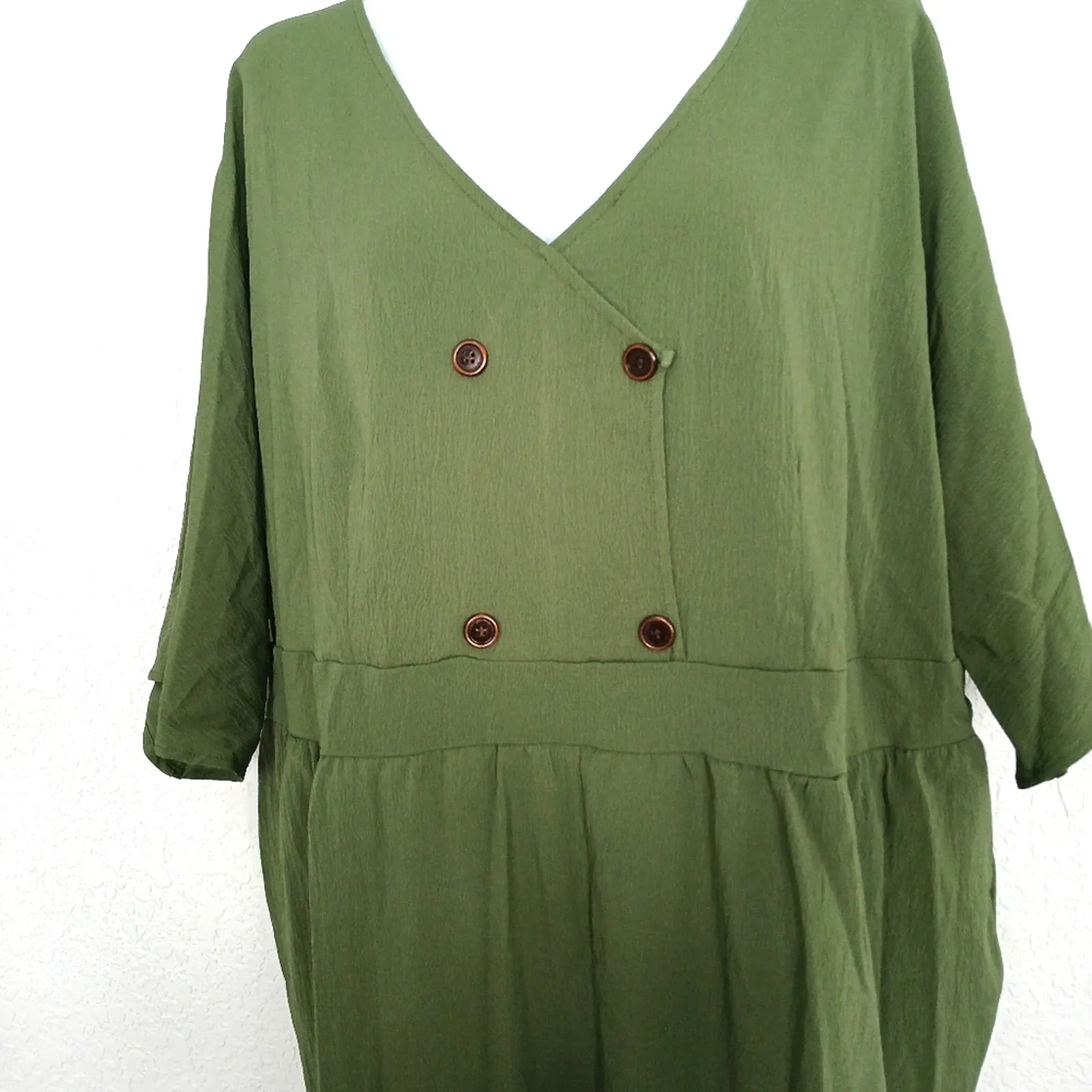 NWT Bloomchic V - Image 2