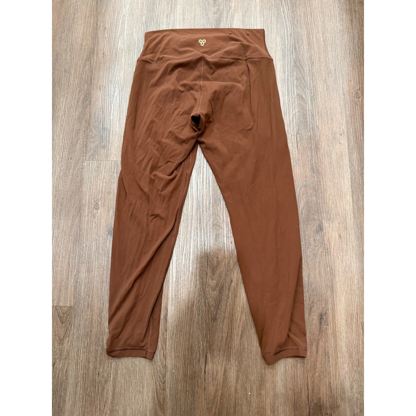 Aritzia Golden High Rise Leggings Brown Size 12 Athleisure - Image 2