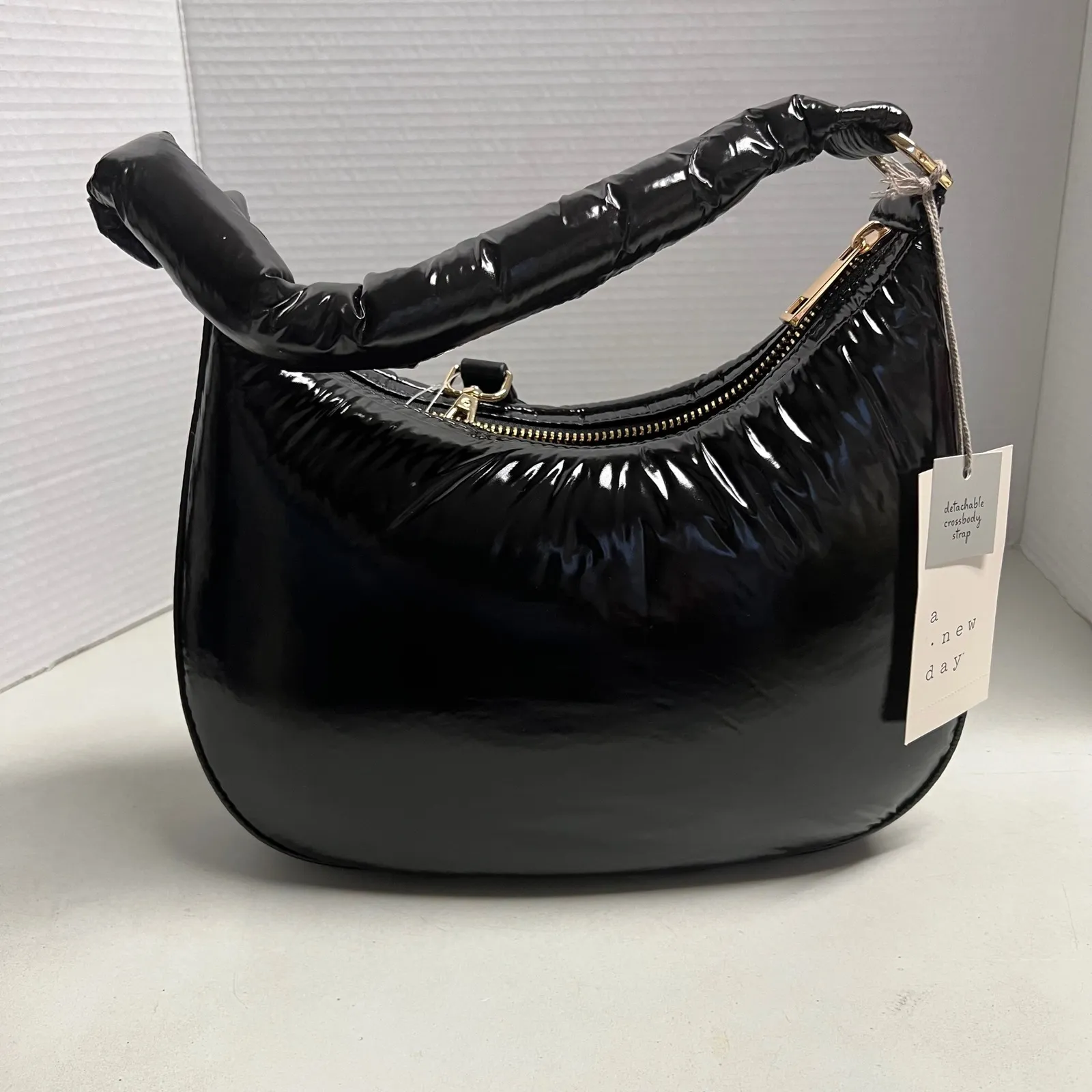 A New Day Black Puffer Hobo Bag with Detachable Crossbody Strap‎ Shiny Soft NEW - Image 6