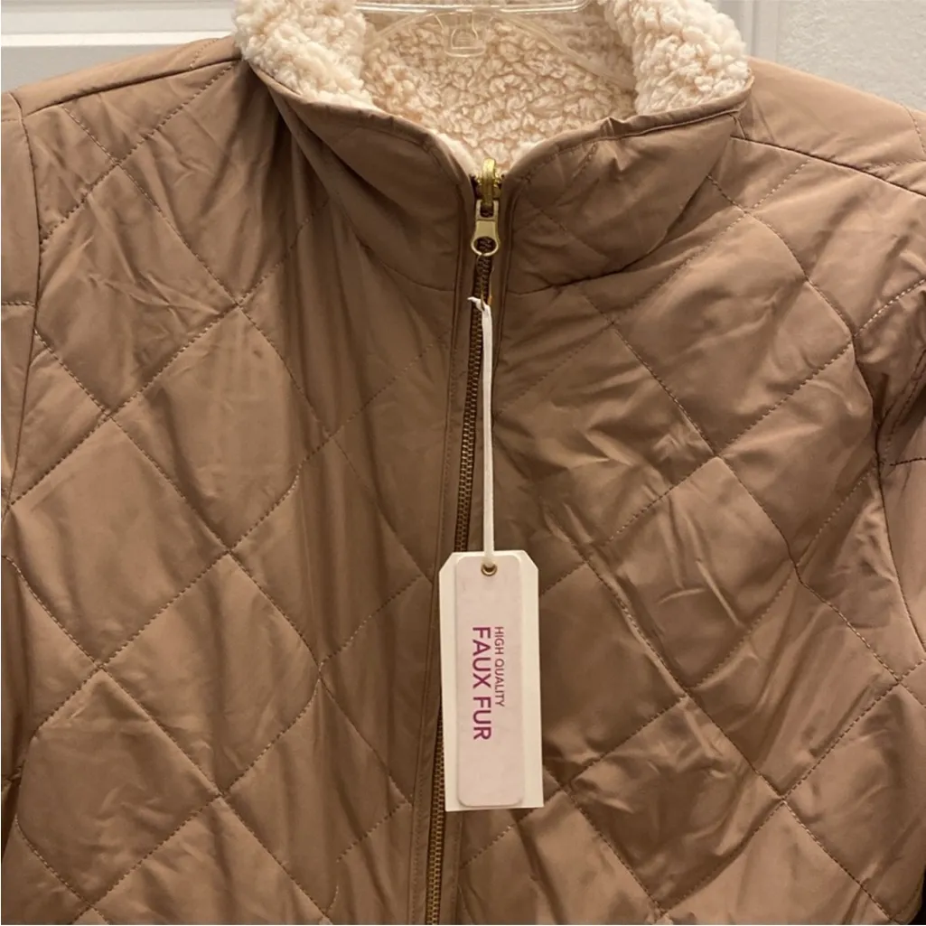 NWT | Red Dress Boutique • Women's Tan Quilted Sherpa Reversible Jacket - Image 4