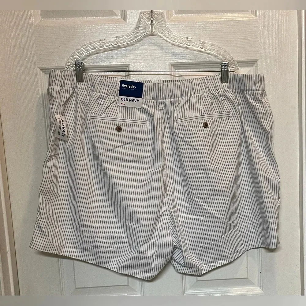Old Navy NWT Shorts Size XXL Stripes Coastal Preppy Chino 3.5 Inch - Image 3