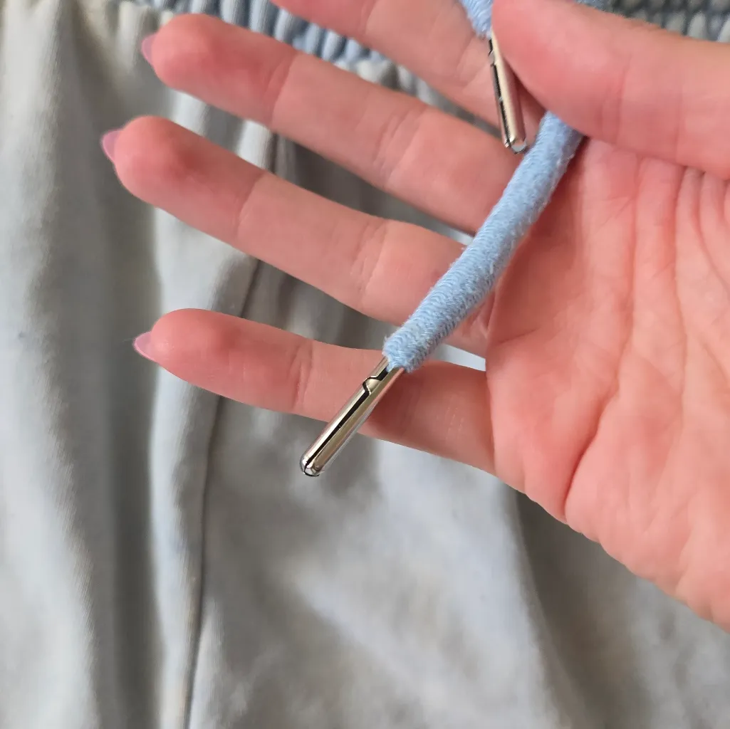 Light Blue Casual Shorts Size L - Image 3