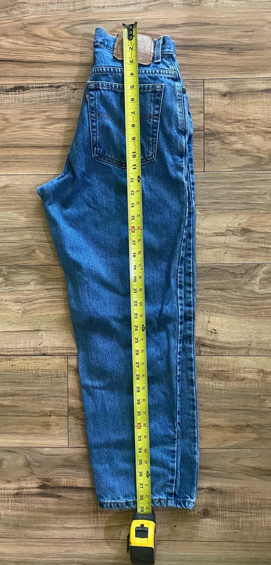 Levi’s Vintage 550 Jeans - Image 4