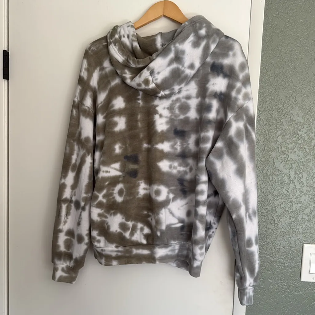 Like new aviator nation hand dyed relaxed hoodie sweatshirt olive grey small - Image 4