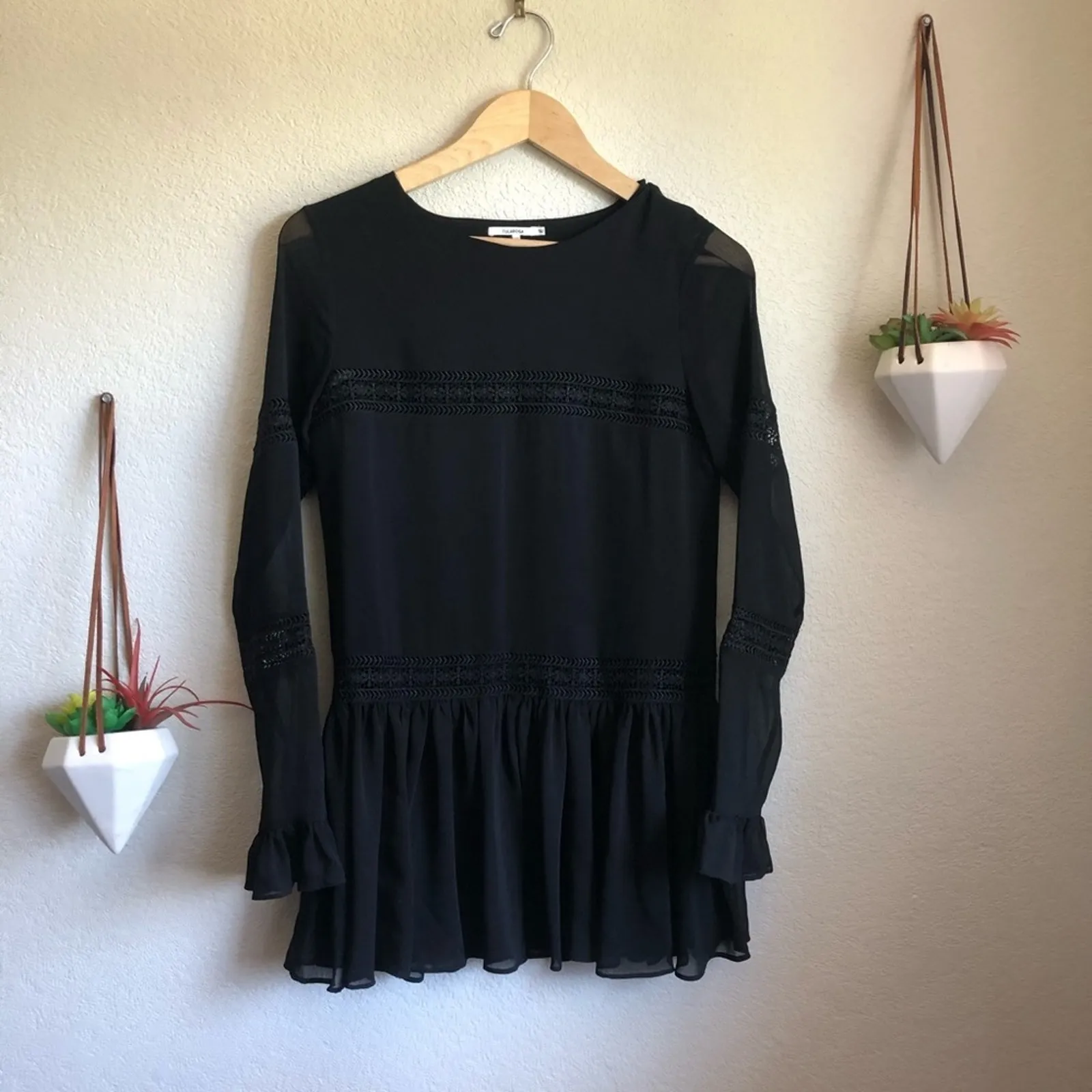 Tularosa Berkley black crochet mini dress - Image 3