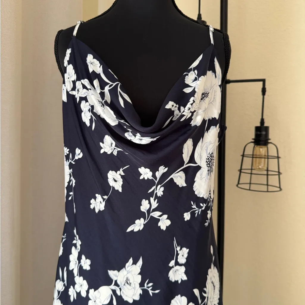 Altar’d State Quinn Floral Navy Maxi Satin Sleeveless Dress Size XL - Image 2