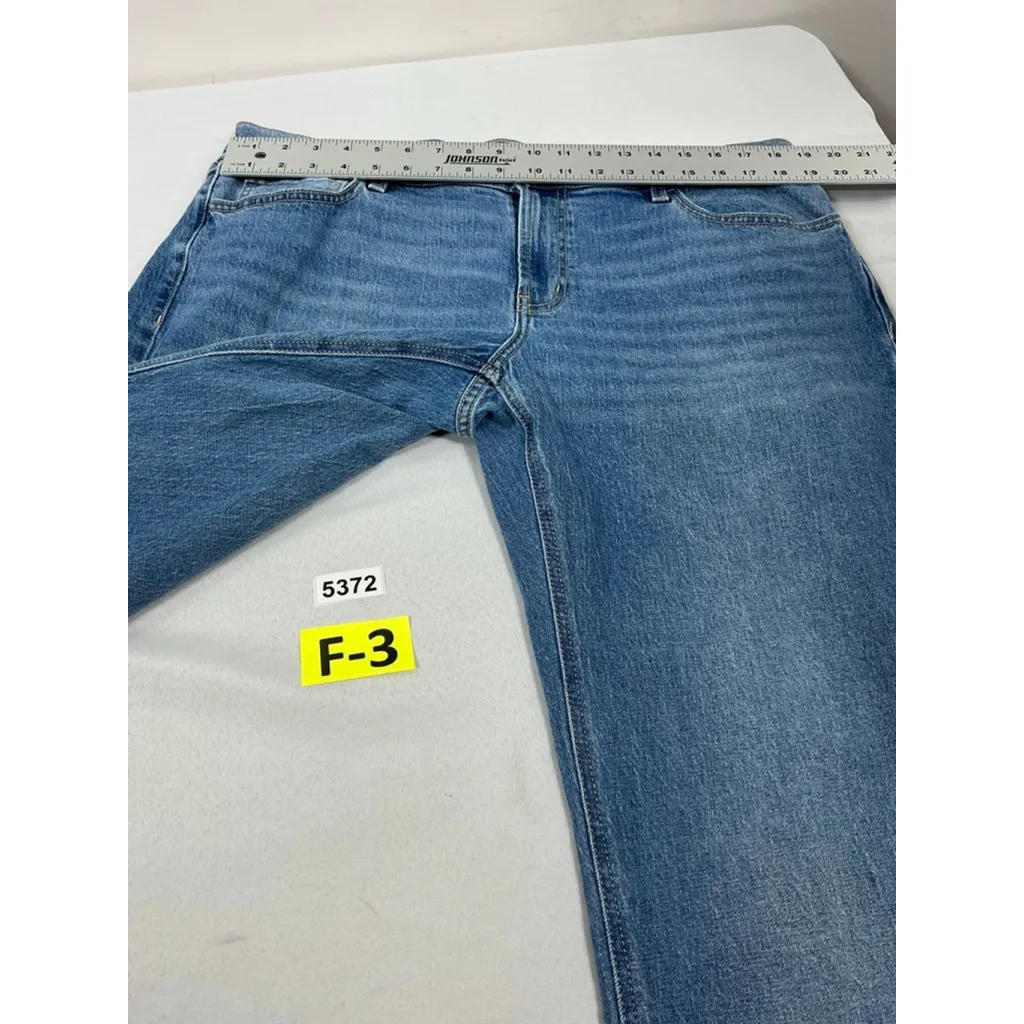 Womans Old Navy Midrise Wow Boyfriend Blue Jeans 14 - Image 5