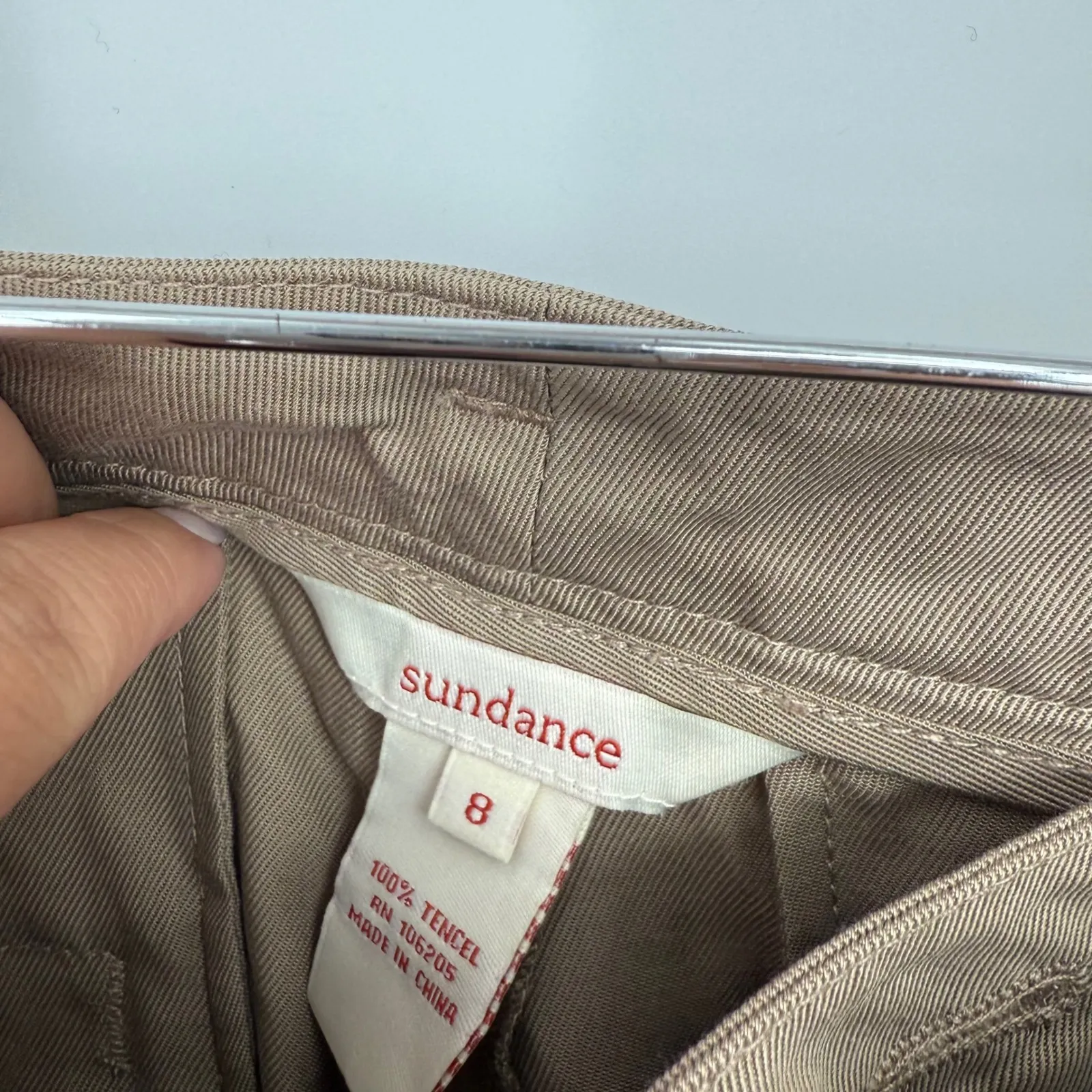 Sundance Relaxed‎ Fit Pleated Tencel Pants Women's Size 8 Tan Casual - Image 6