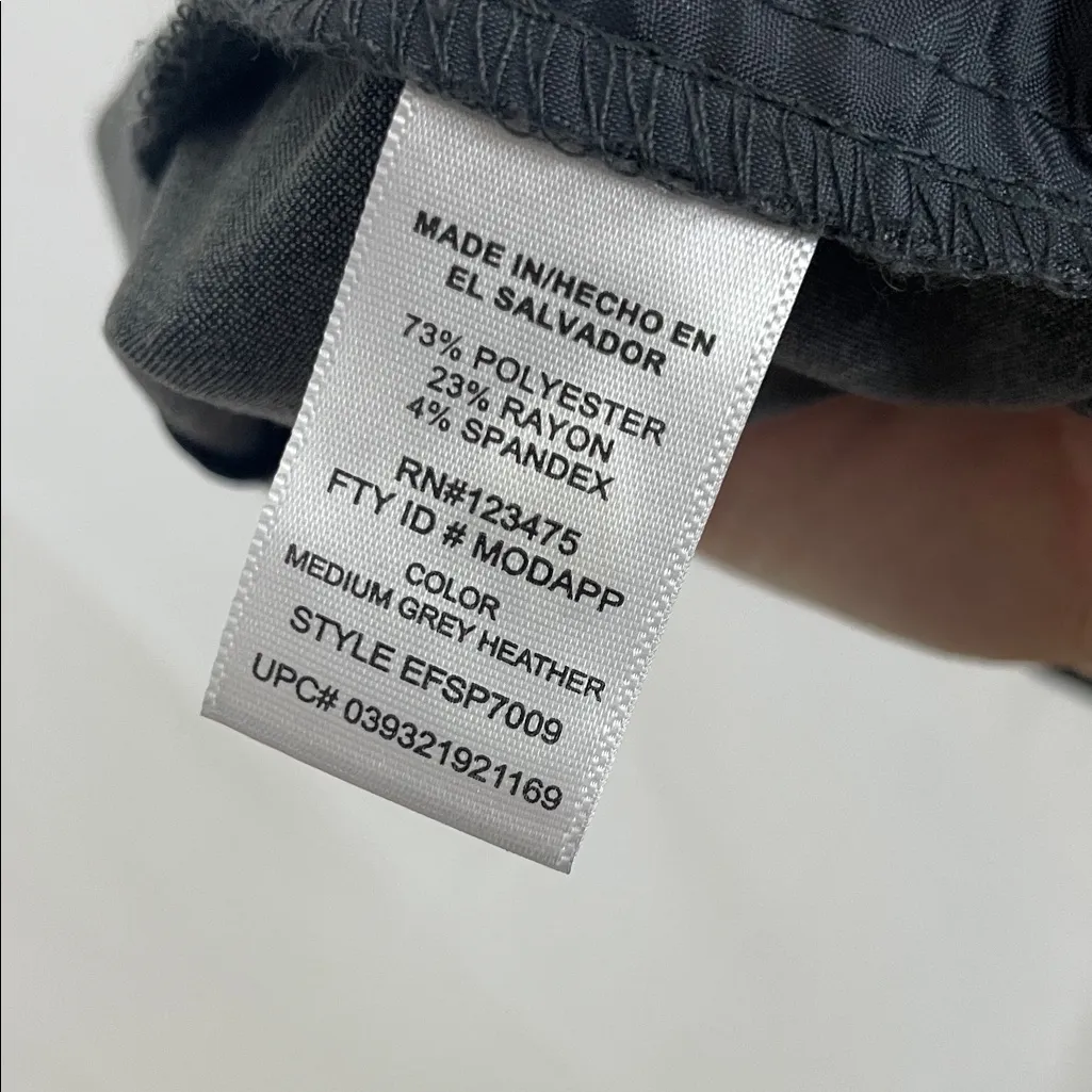 Company Ellen Tracy Gray Cropped Pants Size 10 - Image 4