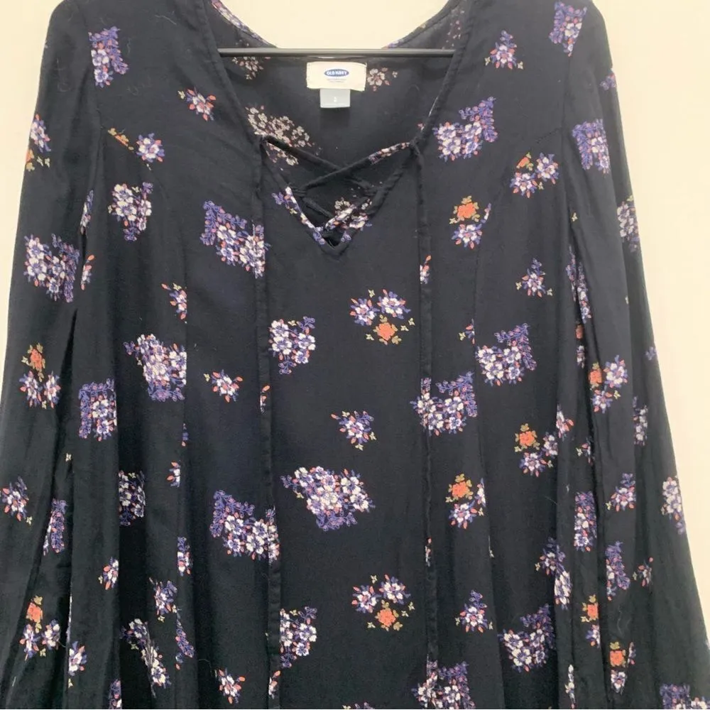 Old Navy Black Floral Dress Size Small - Image 3