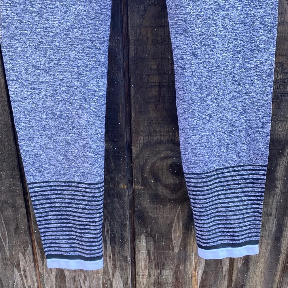 Woman’s Size Large Soul by SoulCycle Gray Leggings with Striped Detailing - Image 7