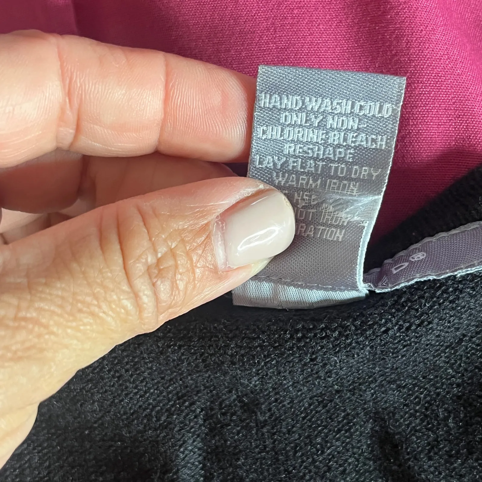 Carroll Reed Women's Black Angel Embroidered Button Cardigan Sweater Large - Image 4