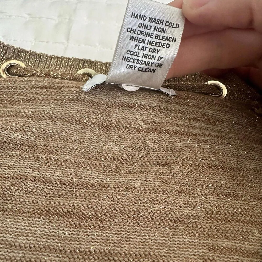 Pullover Knit Sweater Sz S Small Can Fit Some XS Gold Metallic - Image 3