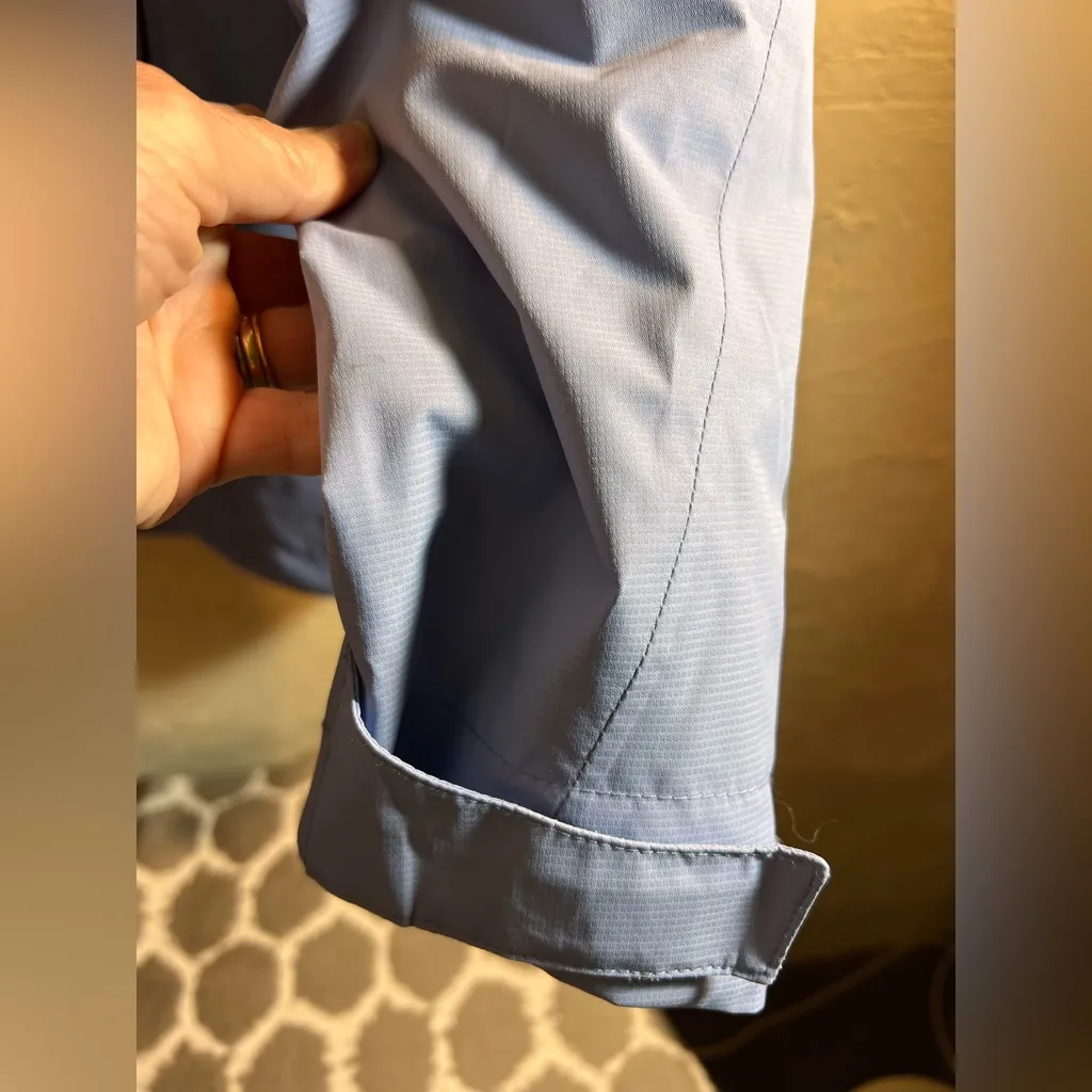 Women's NWOT Light Blue Rain Utility Jacket M Hood zippered pockets side vents Size M - Image 5