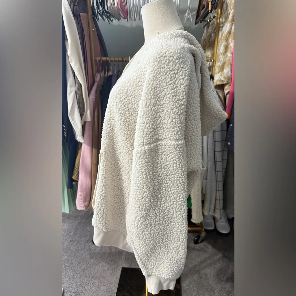 PINK Victoria's Secret Off-White Sherpa Pullover - Image 4