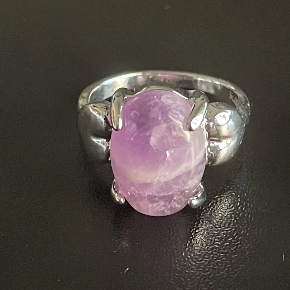 Woman S925 silver purple amethyst ring size 6 - Image 2