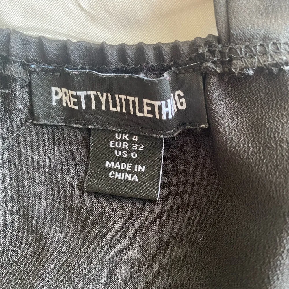 PRETTY LITTLE THING Black Lace Satin Mix Thick Strap Corset Size 0 - Image 7