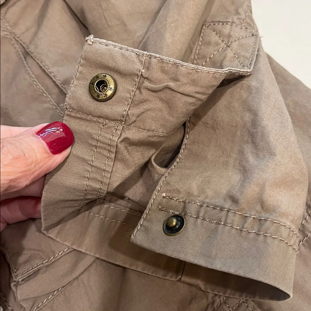 Banana Republic classic hooded Safari Jacket 🧥 - Image 8