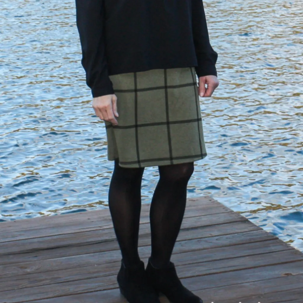 Renee C Stitch Fix Zuma Knit Skirt Olive Green Black Plaid L Size L - Image 11