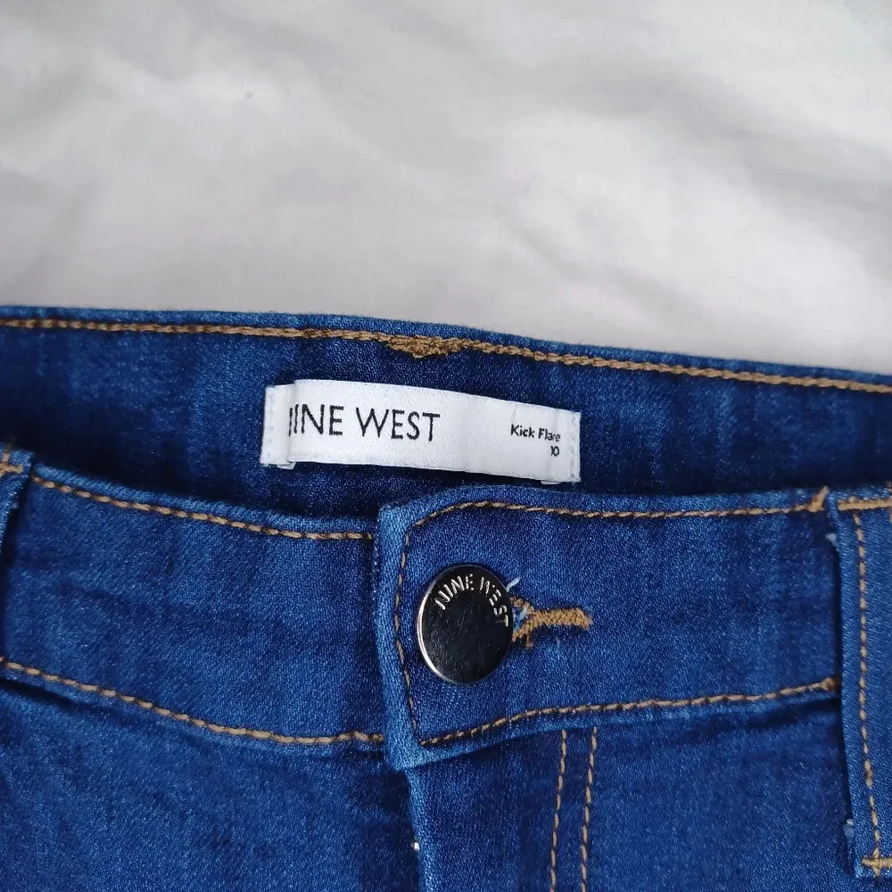 Nine West kick flare jeans with raw hem - Image 6