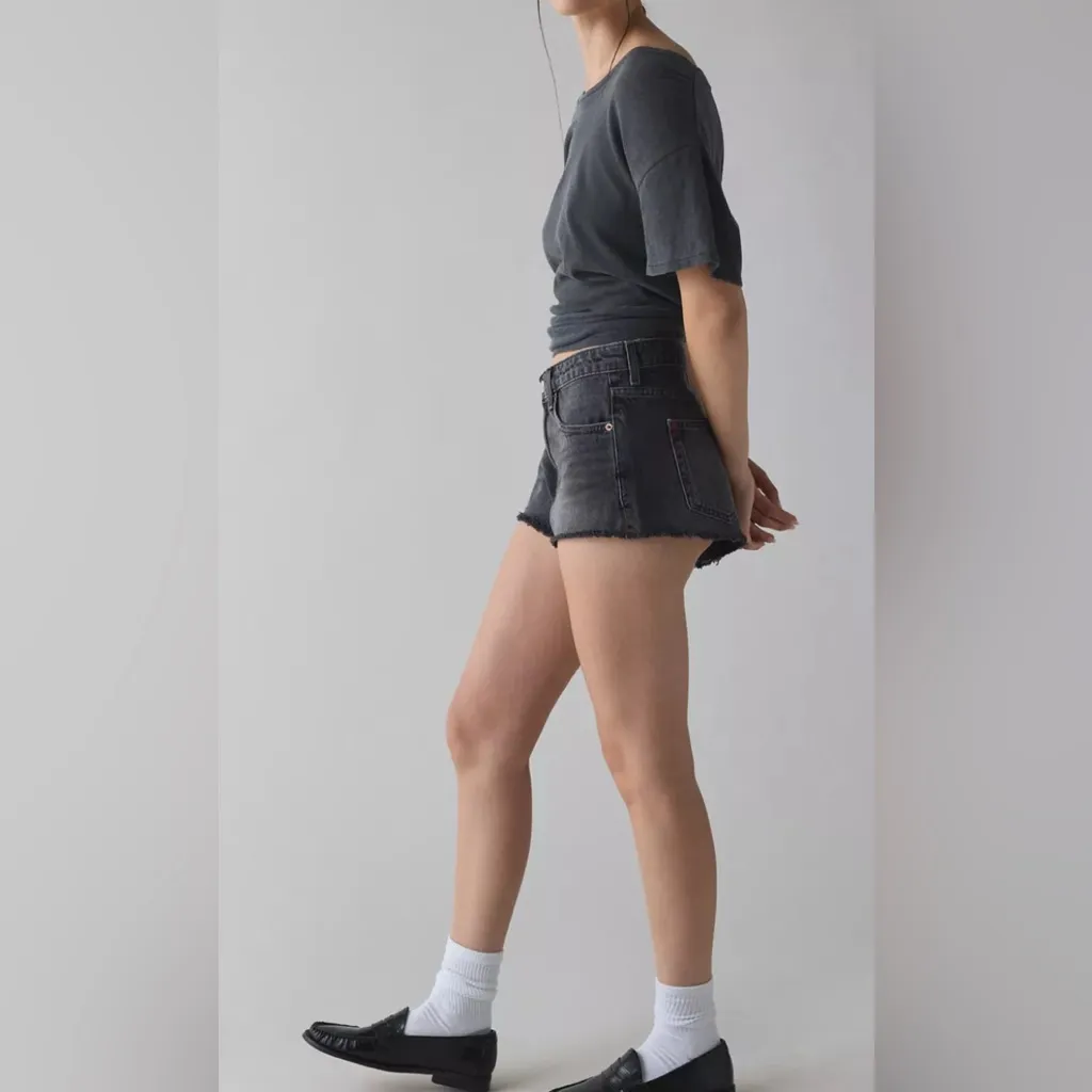 BDG Georgie Denim Cutoff Short size 28 - Image 10