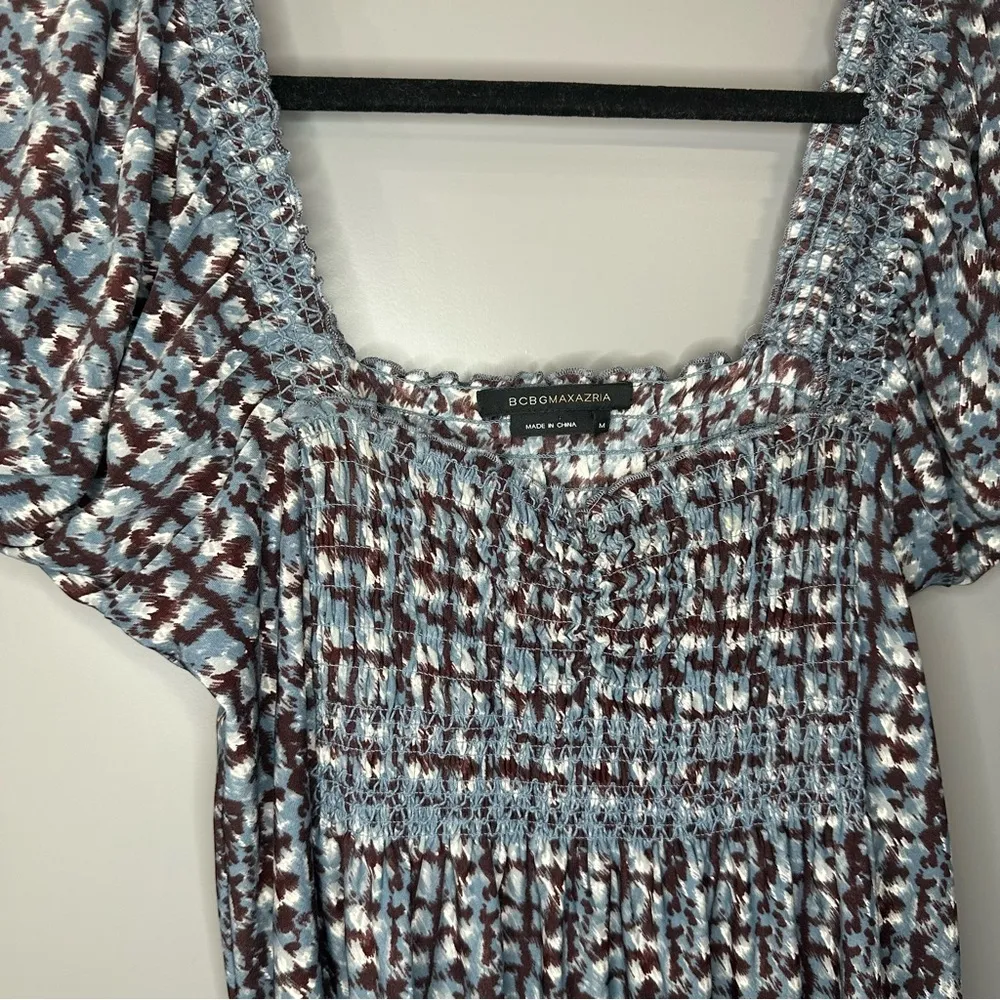 BCBGMaxAzria Smocked Puffed Sleeve Dress Size Medium - Image 5