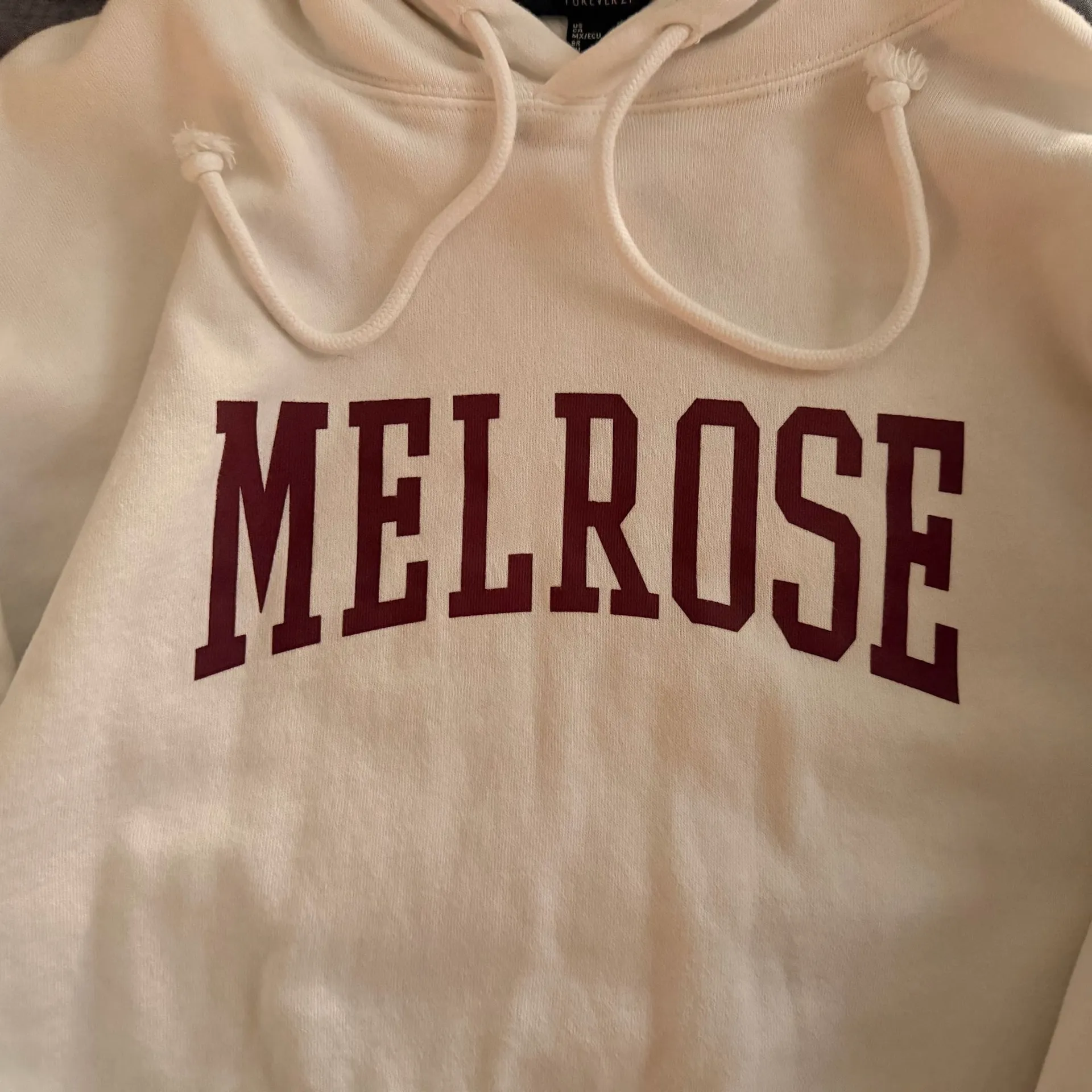 Melrose Hoodis - Image 5