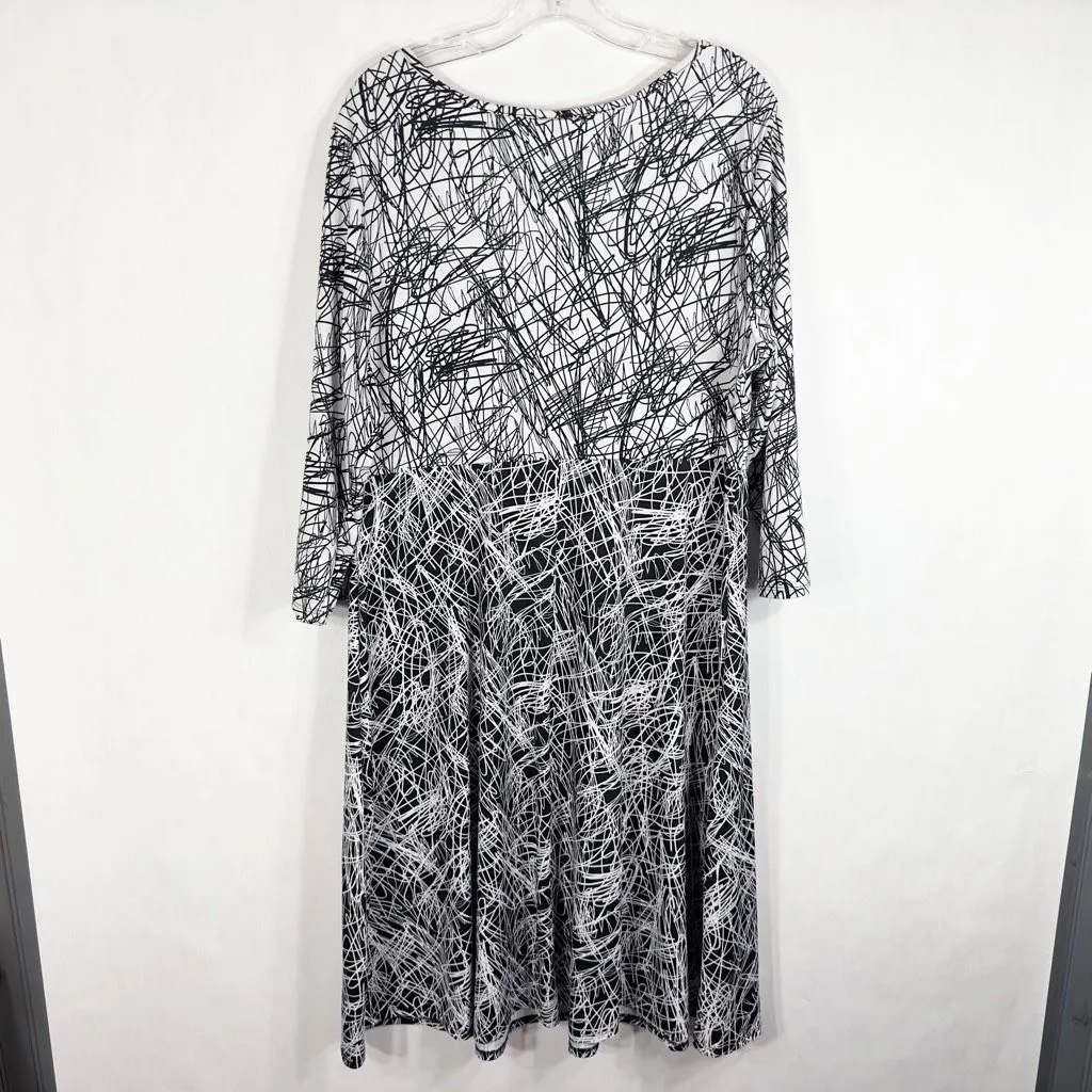 Avenue Plus Size 18W 20W Dress Midi Black White A‎ Line Stretch Keyhole 146 - Image 2