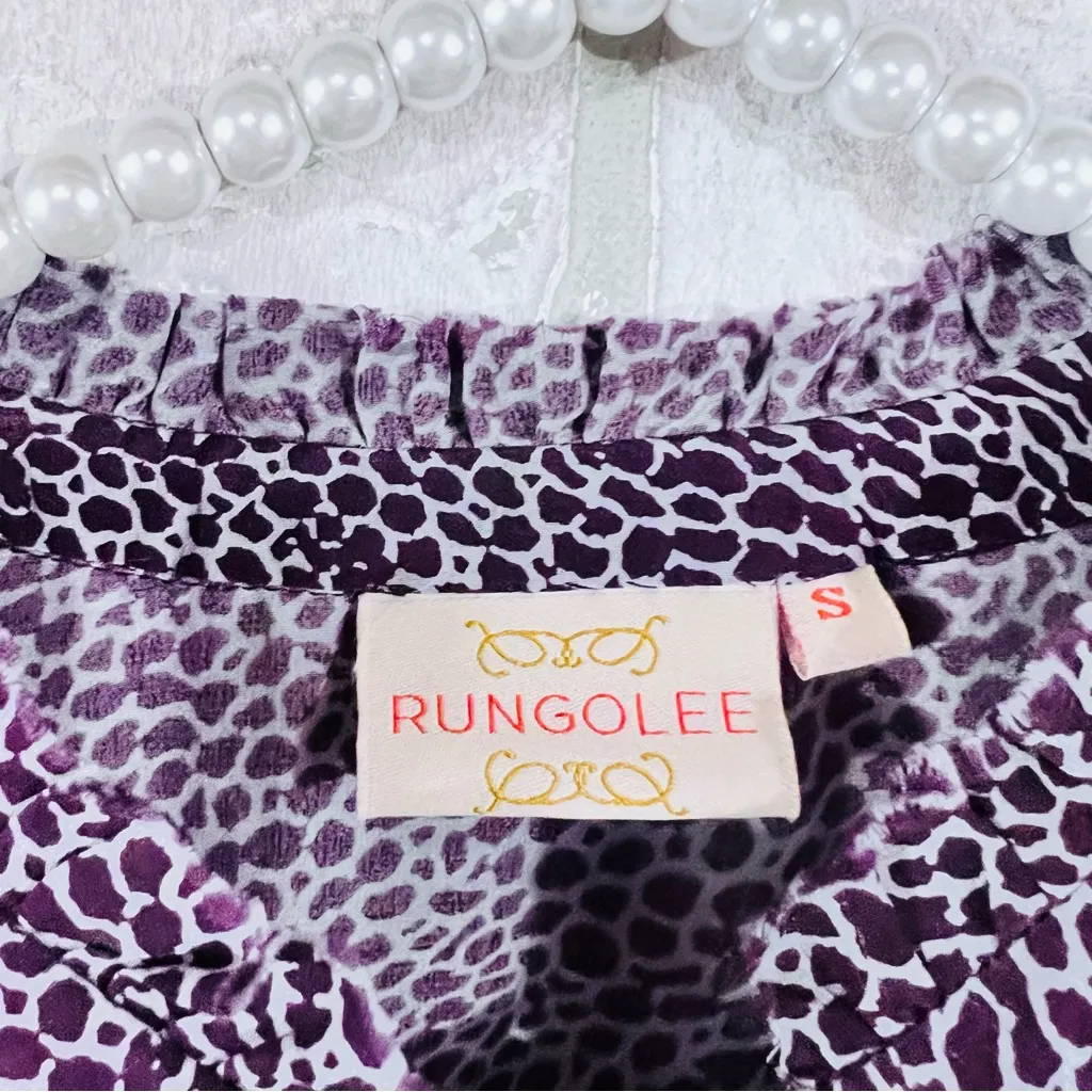 Rungolee Silk Popover Tunic Long Sleeve Animal Print Blouse Size S Gray - Image 5