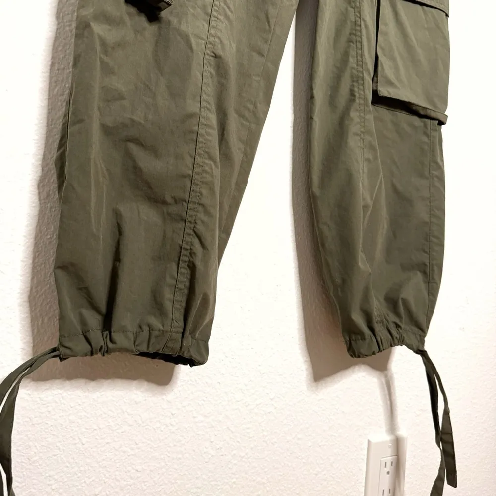 Honey Peach cargo tapered trousers pants army green size M NWT Size M - Image 3