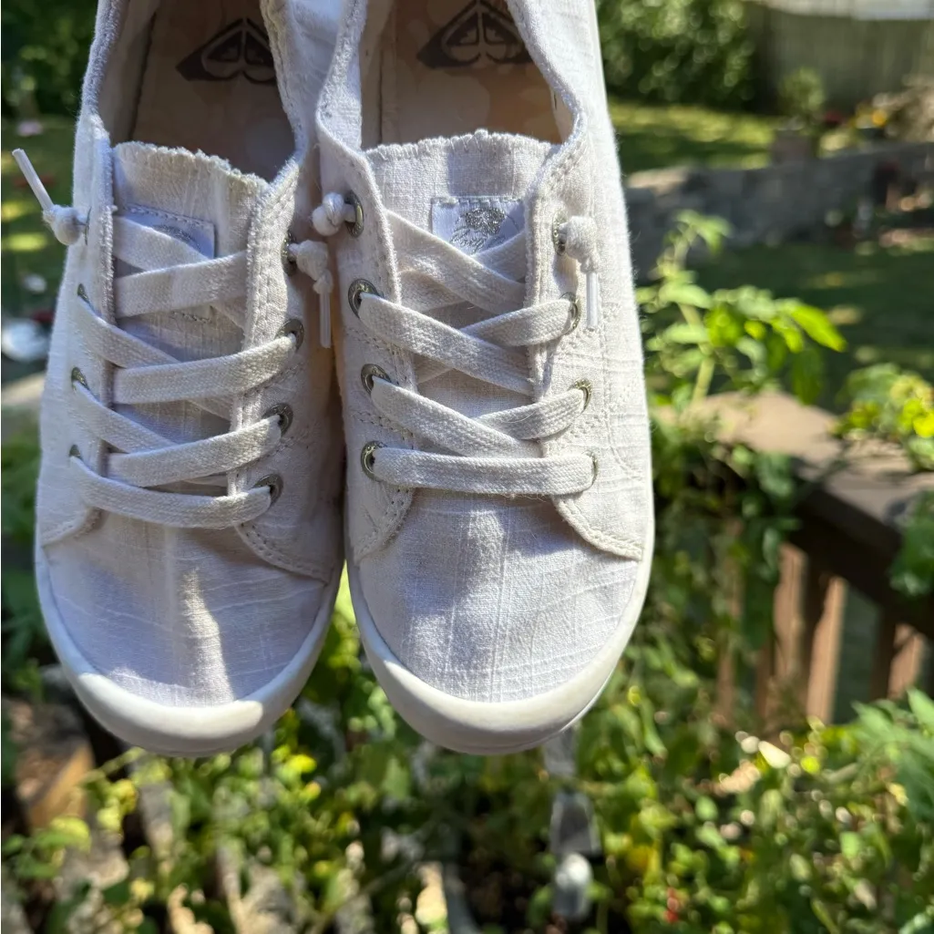 Roxy  Women’s Bayshore Plus Sneakers White, Size 7 - Image 2