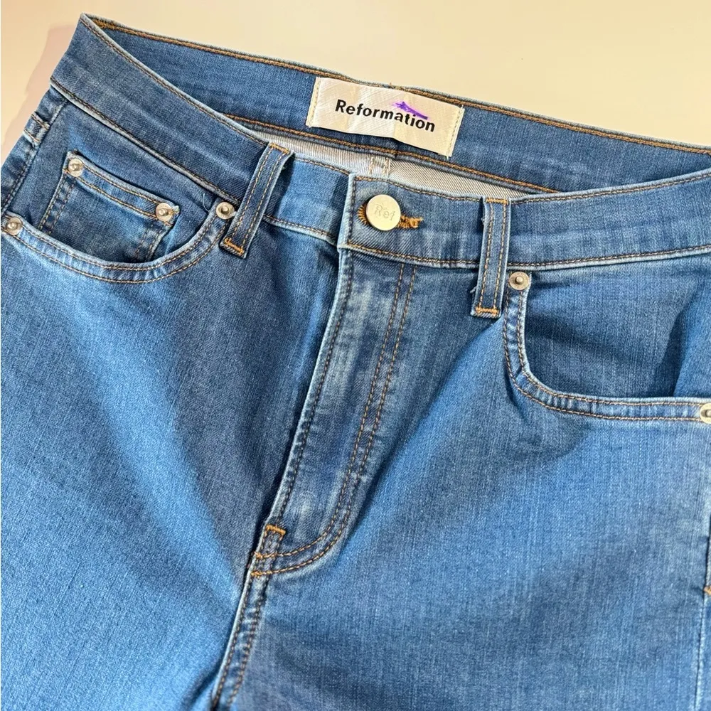 REFORMATION Mid-Rise Skinny Leg Jeans Size 27 Run Small. - Image 8