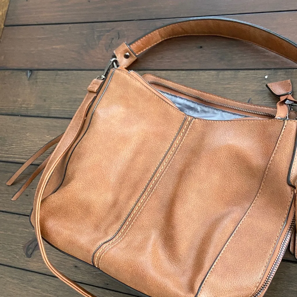 NWOT REALER Women’s Camel Brown Leather Hobo Handbag Shoulder Bag Tan - Image 9