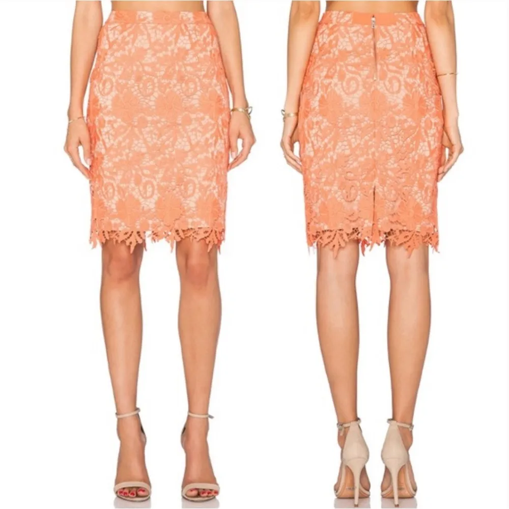Alice + Olivia Farrel Midi Pencil Skirt in Coral & Nude Floral Lace Size 6 Lined - Image 9