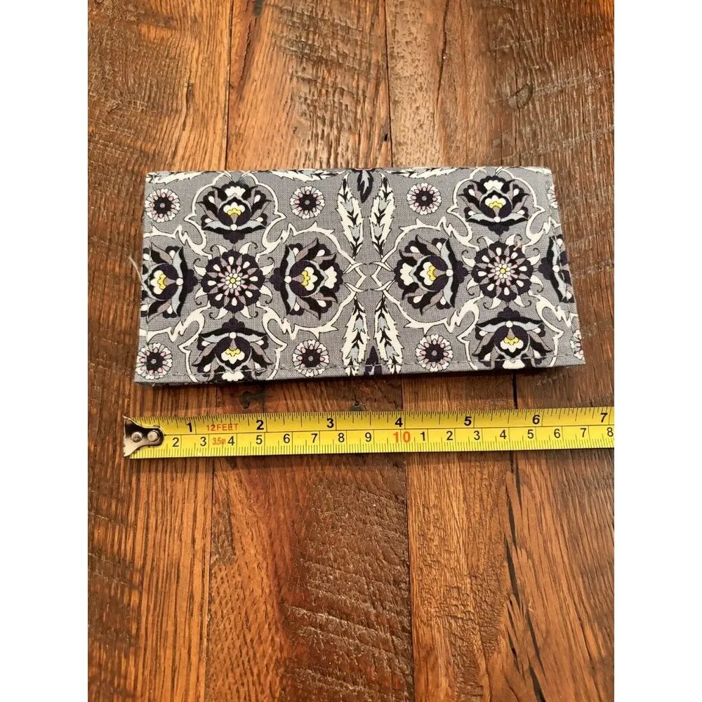 NWOT Vera Bradley Outlet Chexkbook Cover for Wallet Gray Black - Image 8