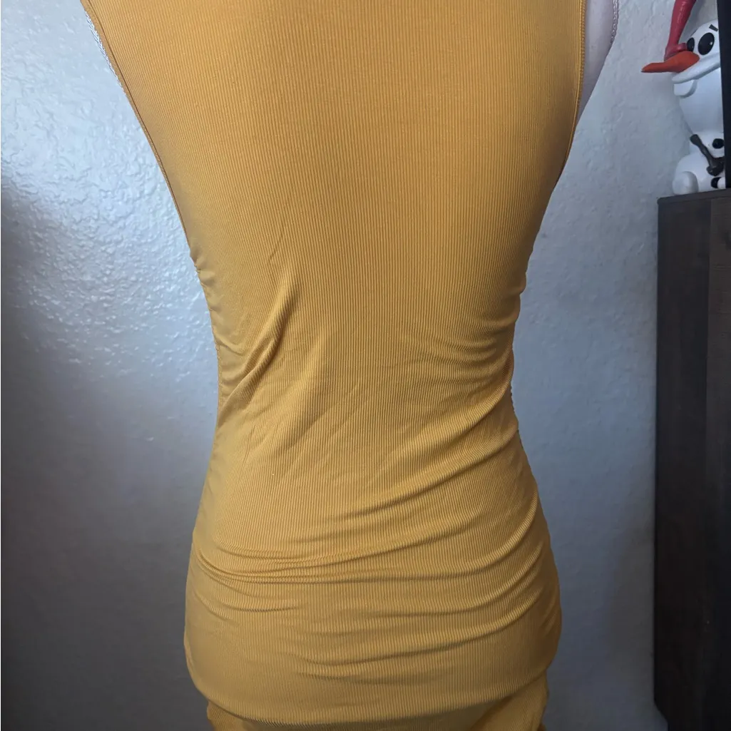BB Dakota Mustard Midi Dress - Image 4