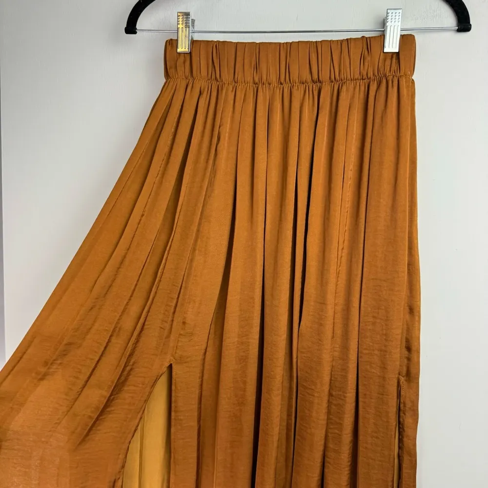 Topshop Pleated Satin Midi Skirt Sz 2 Golden Bronze Copper Side Slits Flowy Chic - Image 7