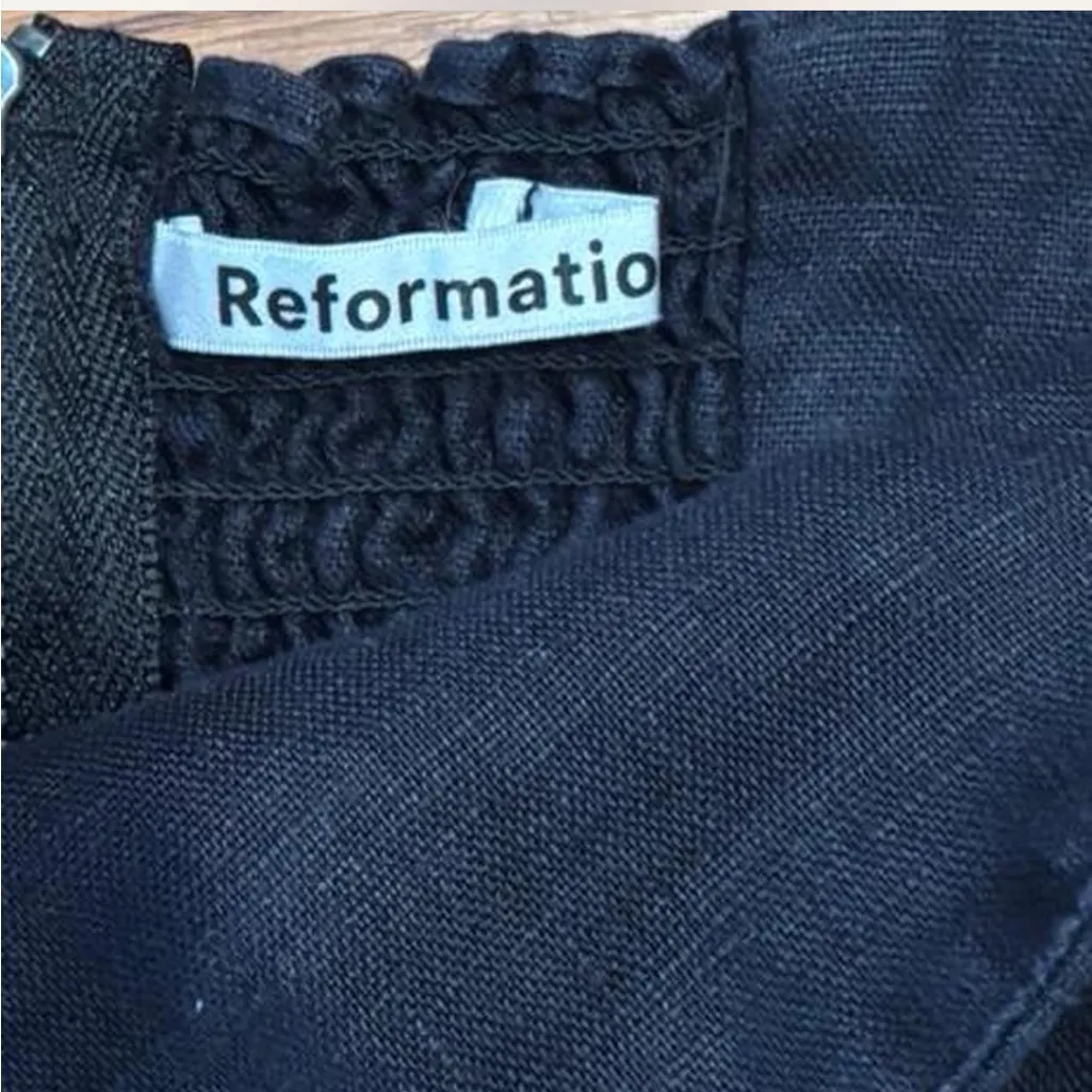 100% Linen Black Women's Crop Top - Image 3