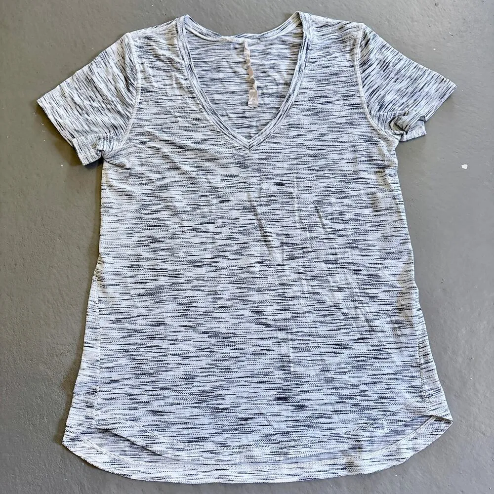 Lululemon What The Sport Tee Tiger Space Dye Black White V-Neck Shirt Size 6 - Image 2